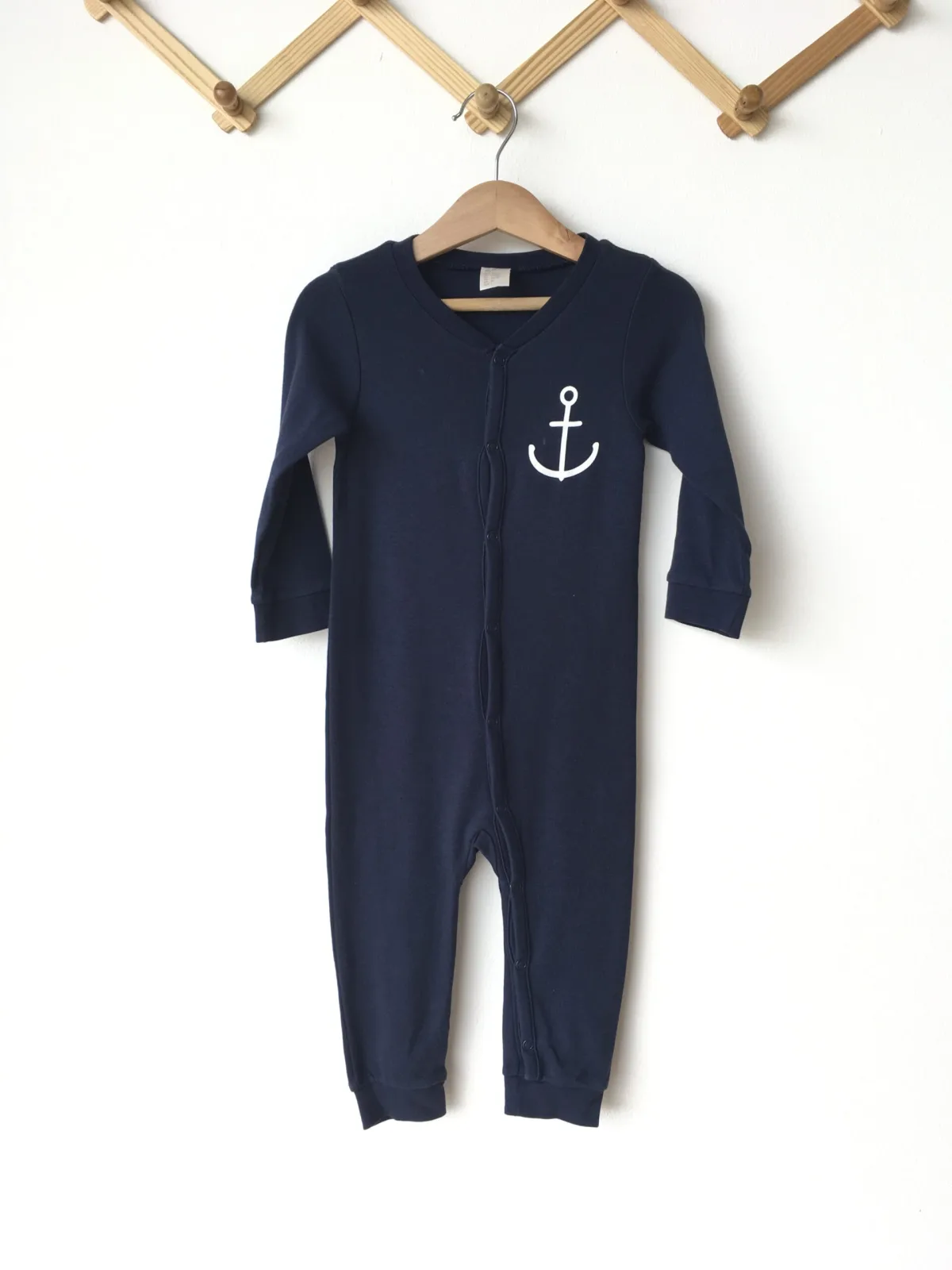 Anchor Pajamas ชุดนอนคอกลมขายาว ลายปักสมอเรือ