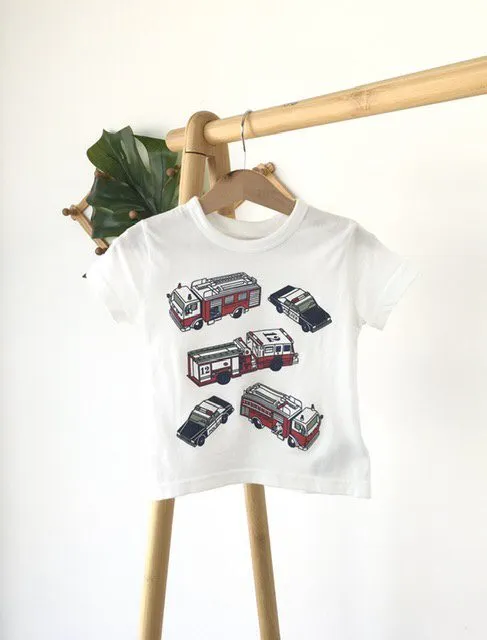 Round Neck White T-shirtเสื้อยืดลายรถกู้ภัย