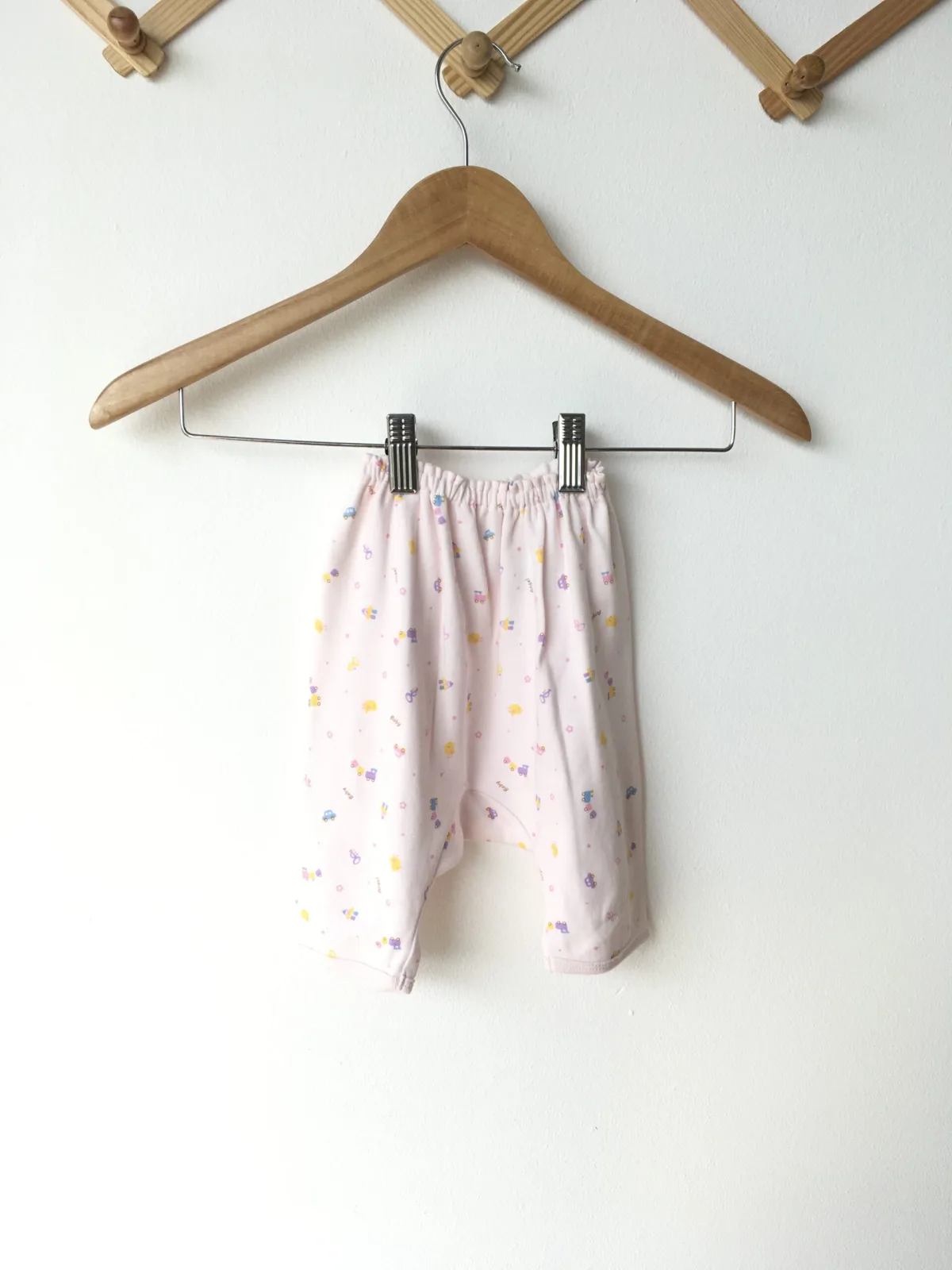 Car pants กางเกงขาวยาว ลายรถ