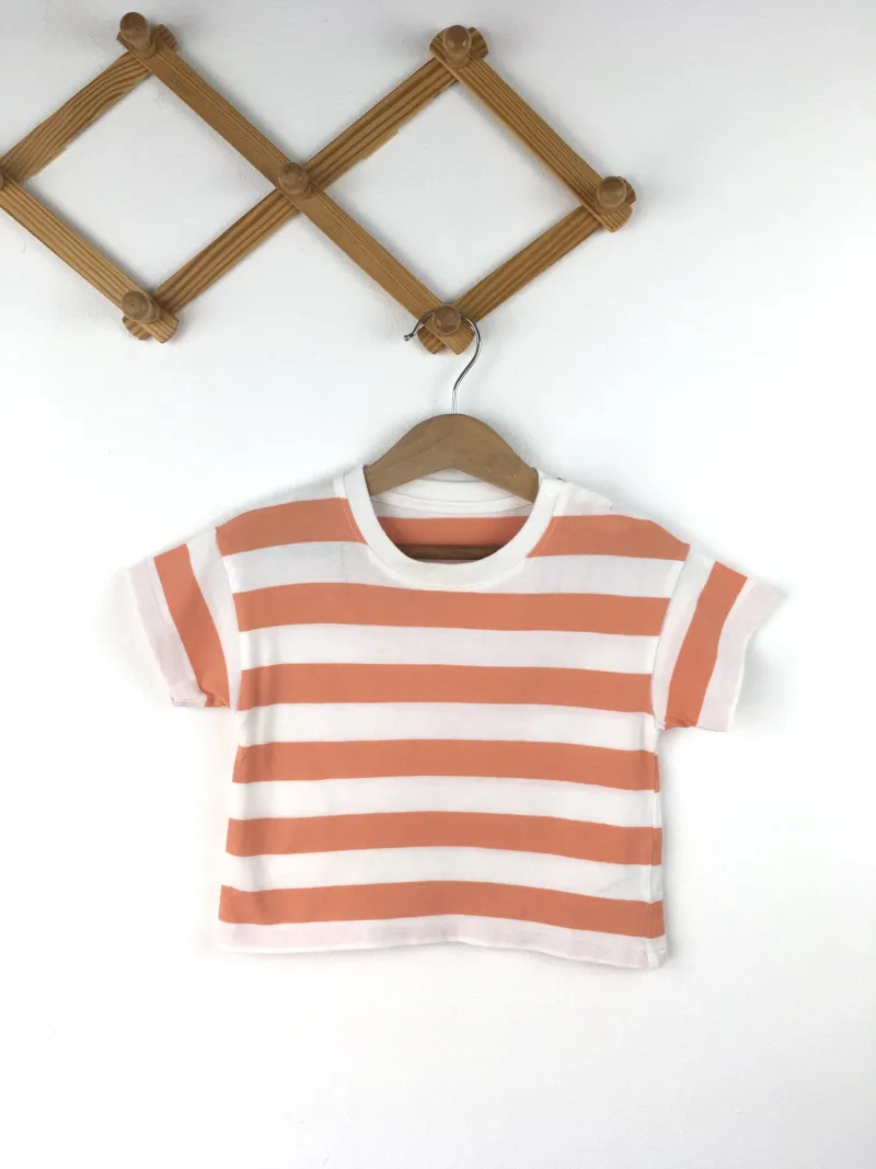 T-Shirt เสื้อยืดลายทาง