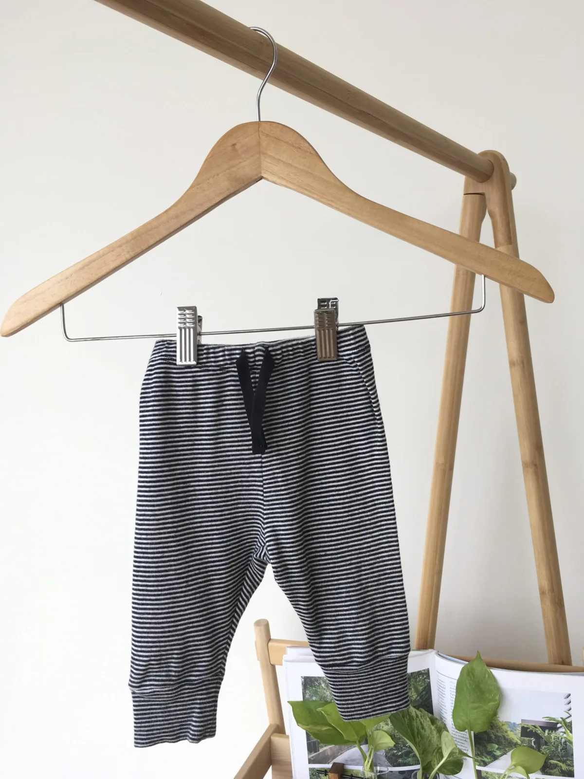 Striped Pants กางเกงขายาว ลายขวาง