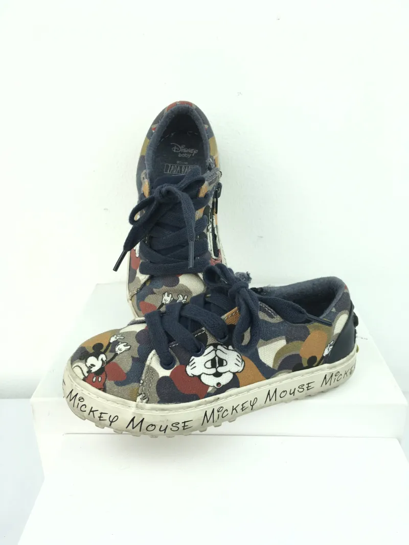Mickey Shoes รองเท้าผ้าใบลายมิกกี้