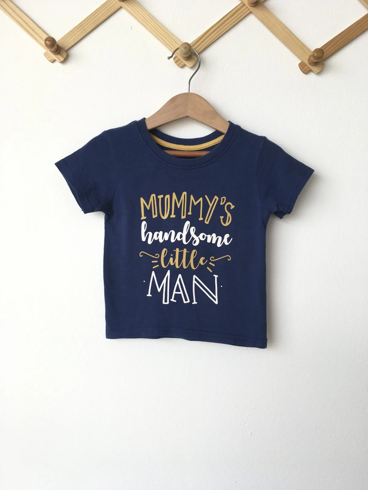Mumy's handsome little Man Shirt เสื้อยืด สกรีนMumy's handsome little Man