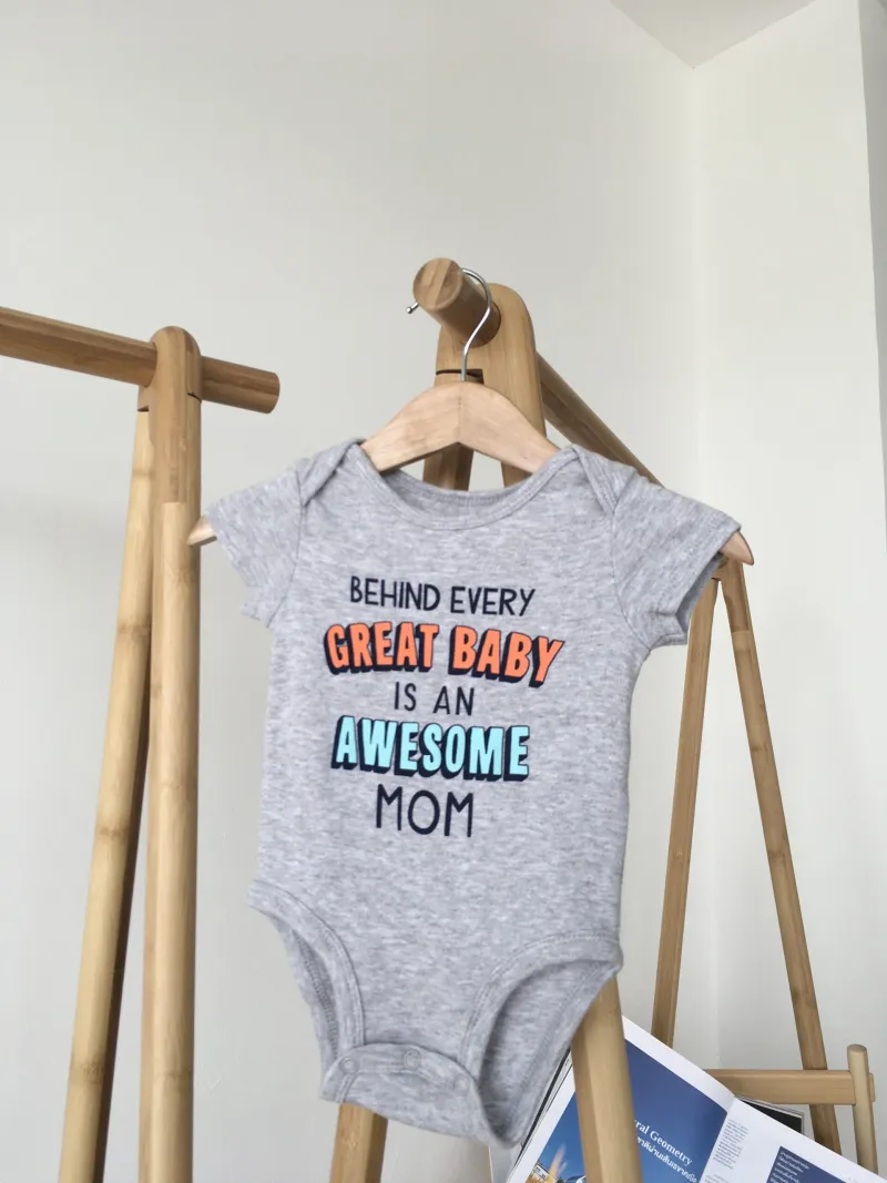 Awesome Mom Collectible Bodysuit ชุดบอดี้สูทขาสั้นลายพิมพ์