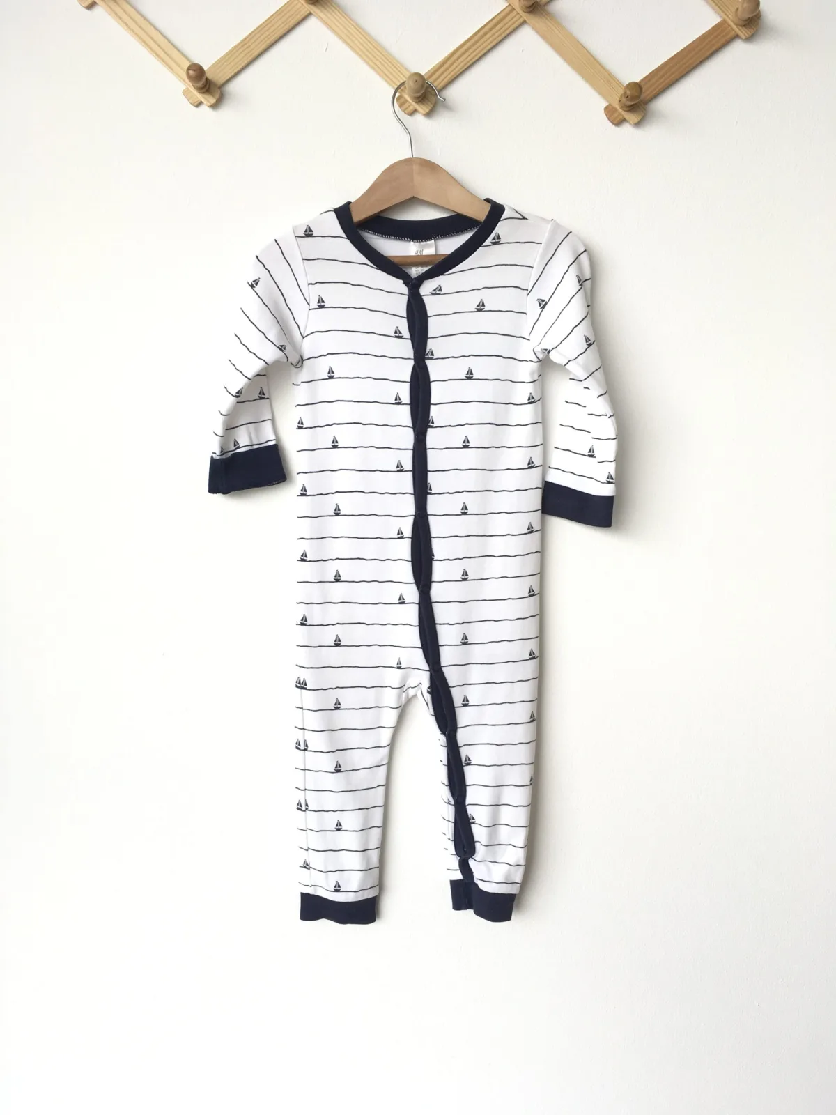 Boat Pajamas ชุดนอนคอวีขายาว ลายเรือ
