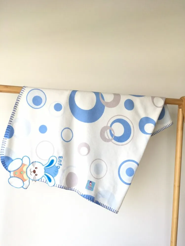 Rabbit Blanket ผ้าห่มเด็กคู่กระต่ายน้อย