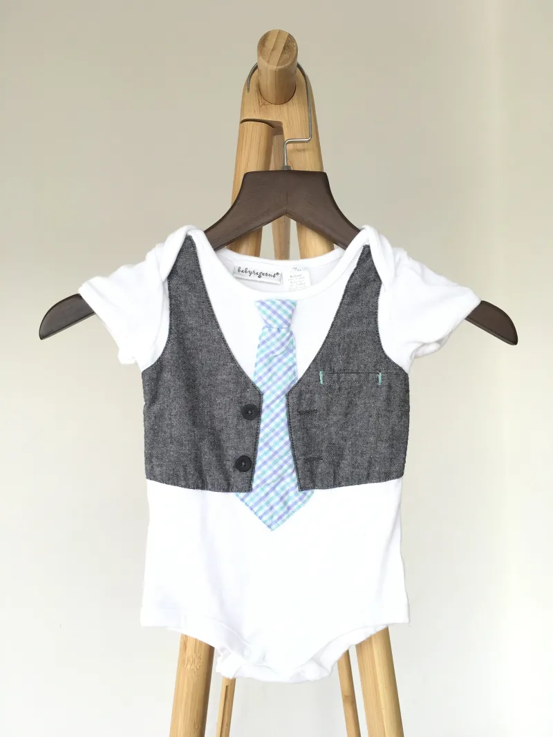 Necktie body suit บอดี้สูทลายเนคไท