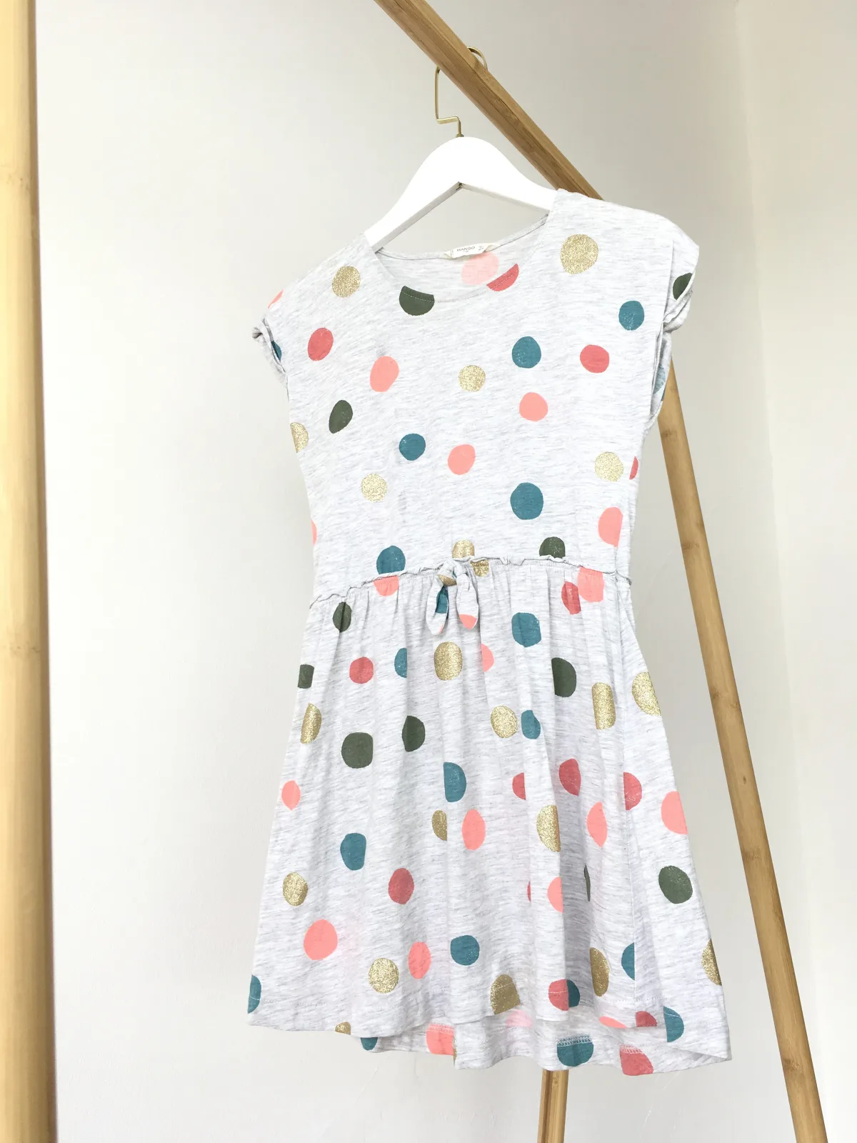 Mango Dress เดรสแขนกุด