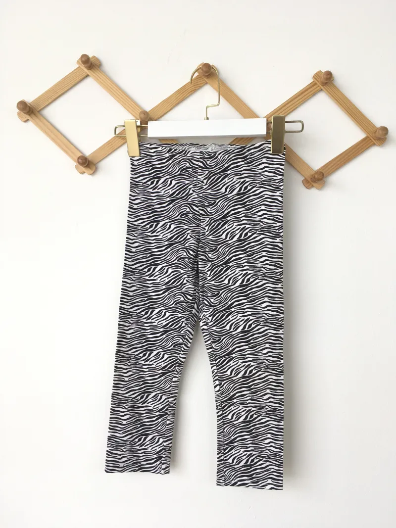 Printed Built-In Tough Full-Length Leggings เลกกิ้งขายาวทรงยาวพิมพ์ลาย