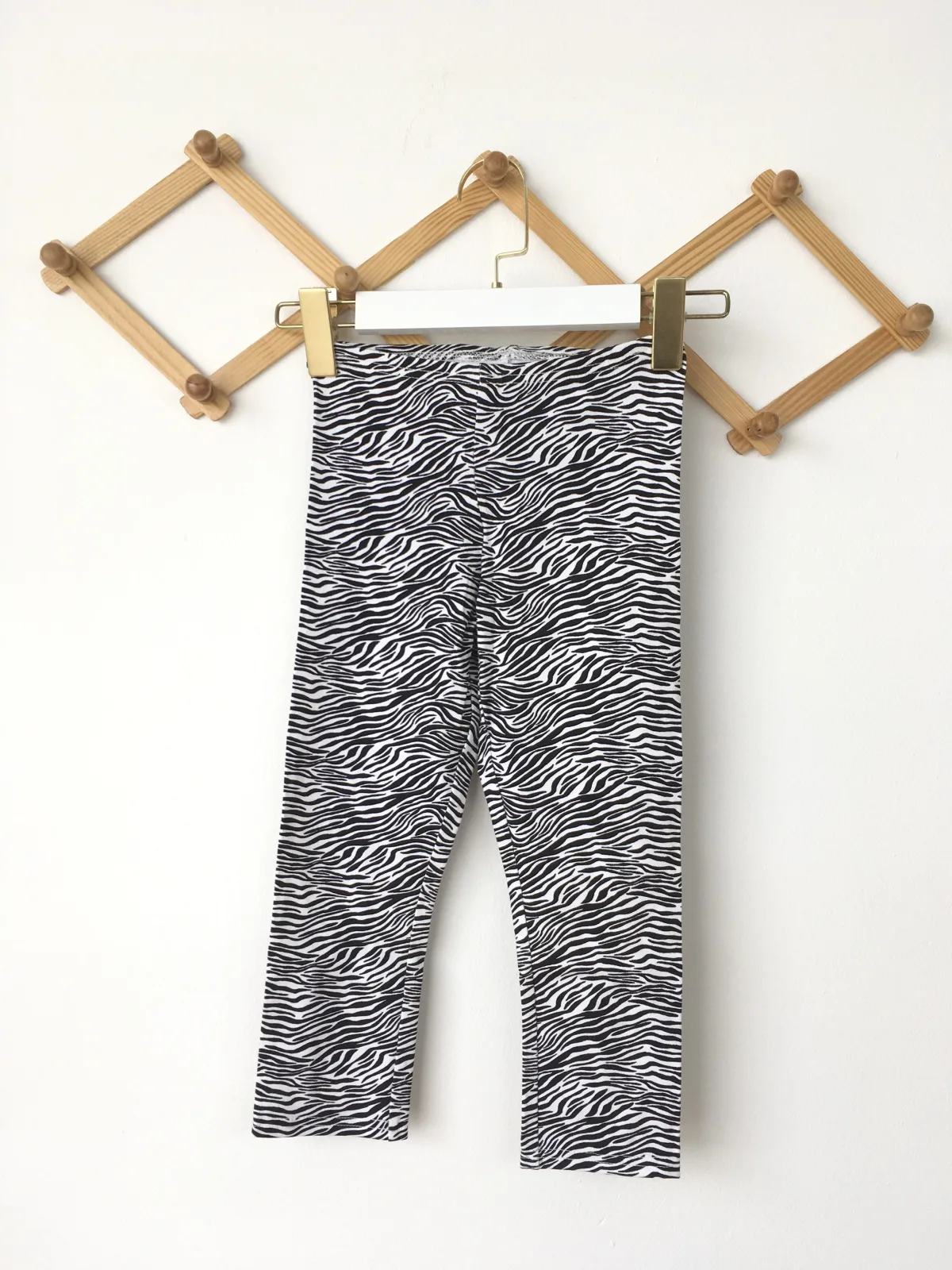 Printed Built-In Tough Full-Length Leggings เลกกิ้งขายาวทรงยาวพิมพ์ลาย