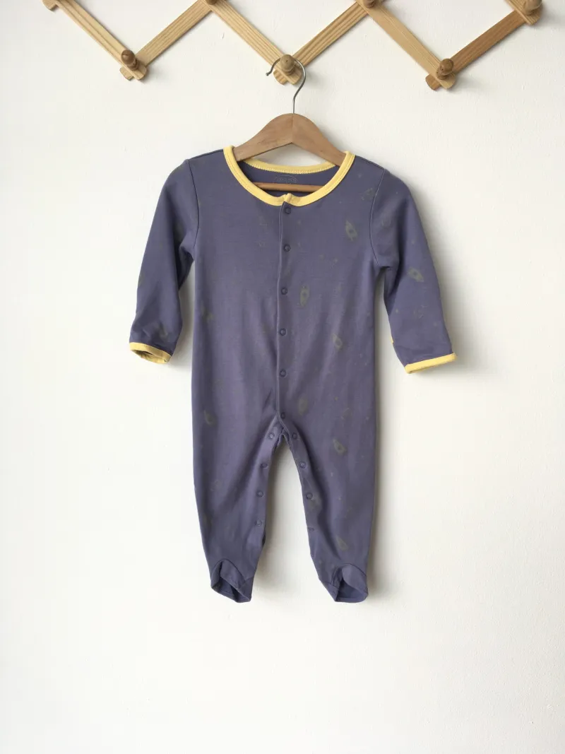 Space Pajamas ชุดนอนคอกลมขายาว ลายอวกาศ