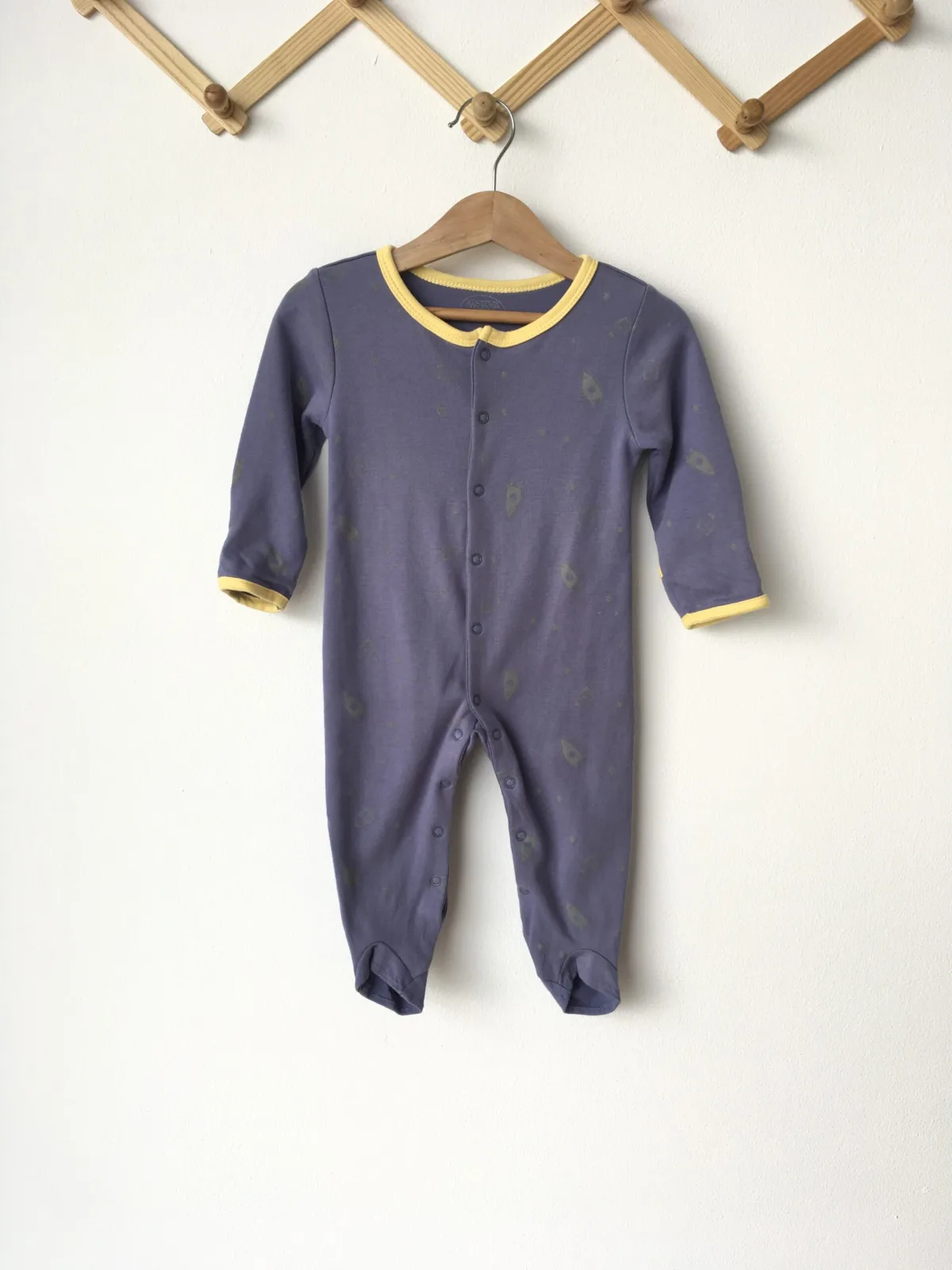 Space Pajamas ชุดนอนคอกลมขายาว ลายอวกาศ