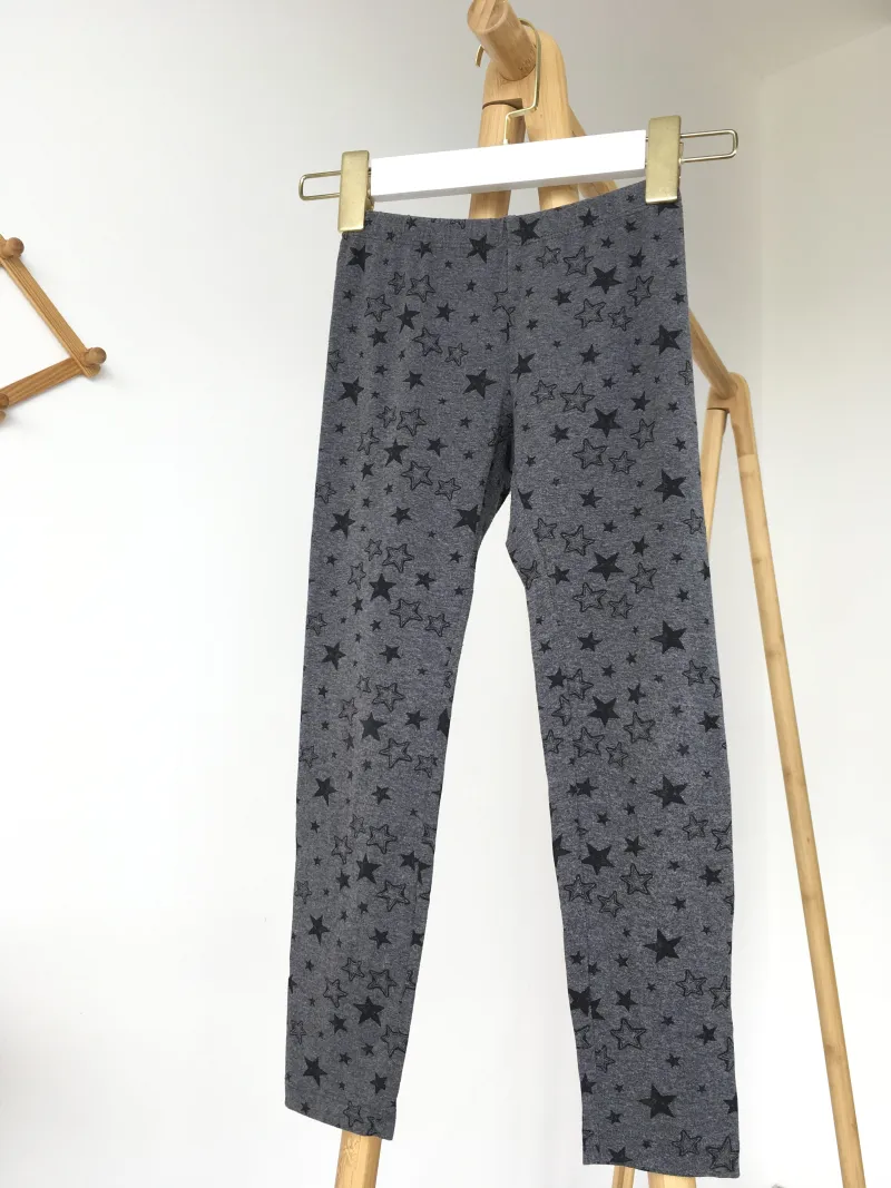 Leggings with all-over stars เลกกิ้งพิมพ์ลายดาว
