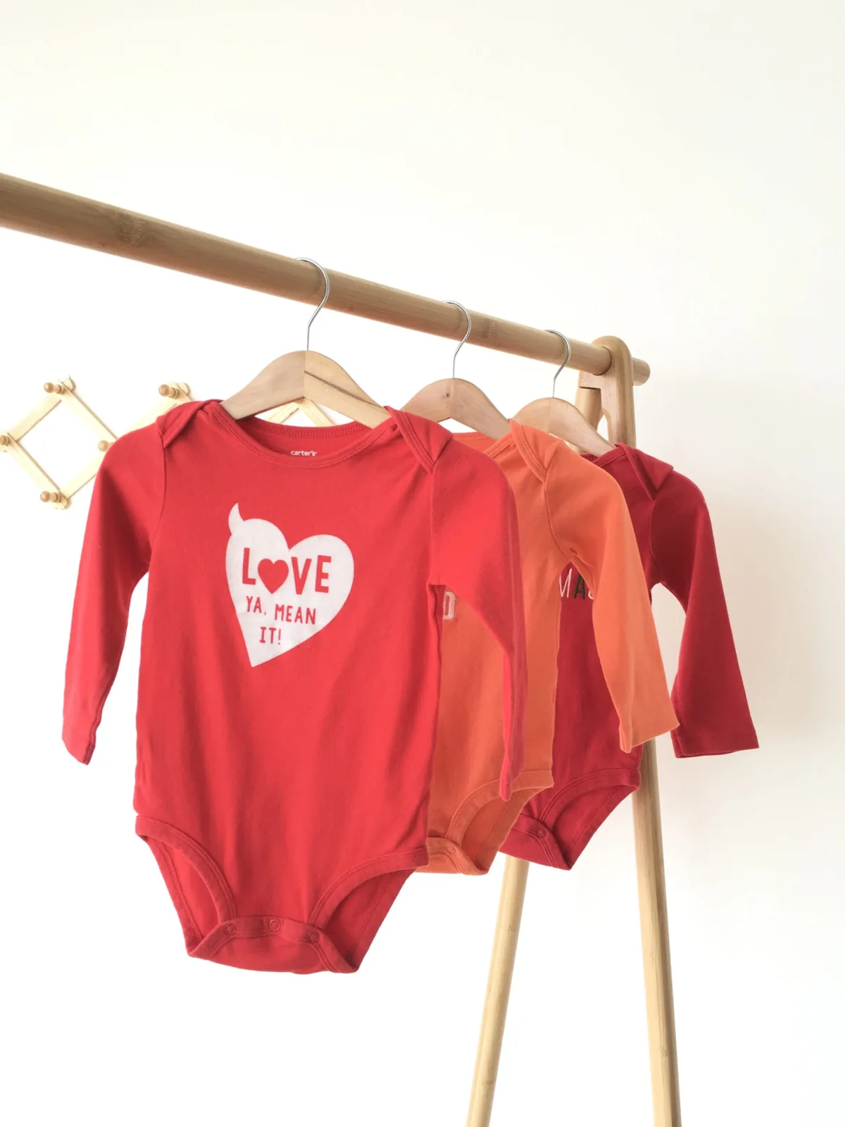 Red and orange Body suit ชุดบอดี้สูทขาสั้นแขนยาว สีแดงและสีส้ม 3 ชิ้น