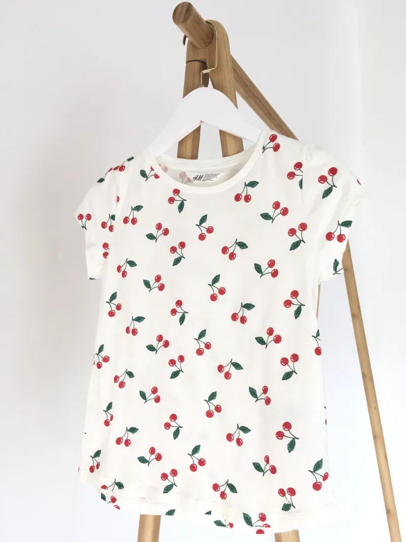 Cherry T-shirt เสือยืดพิมพ์ลายเชอร์รี่