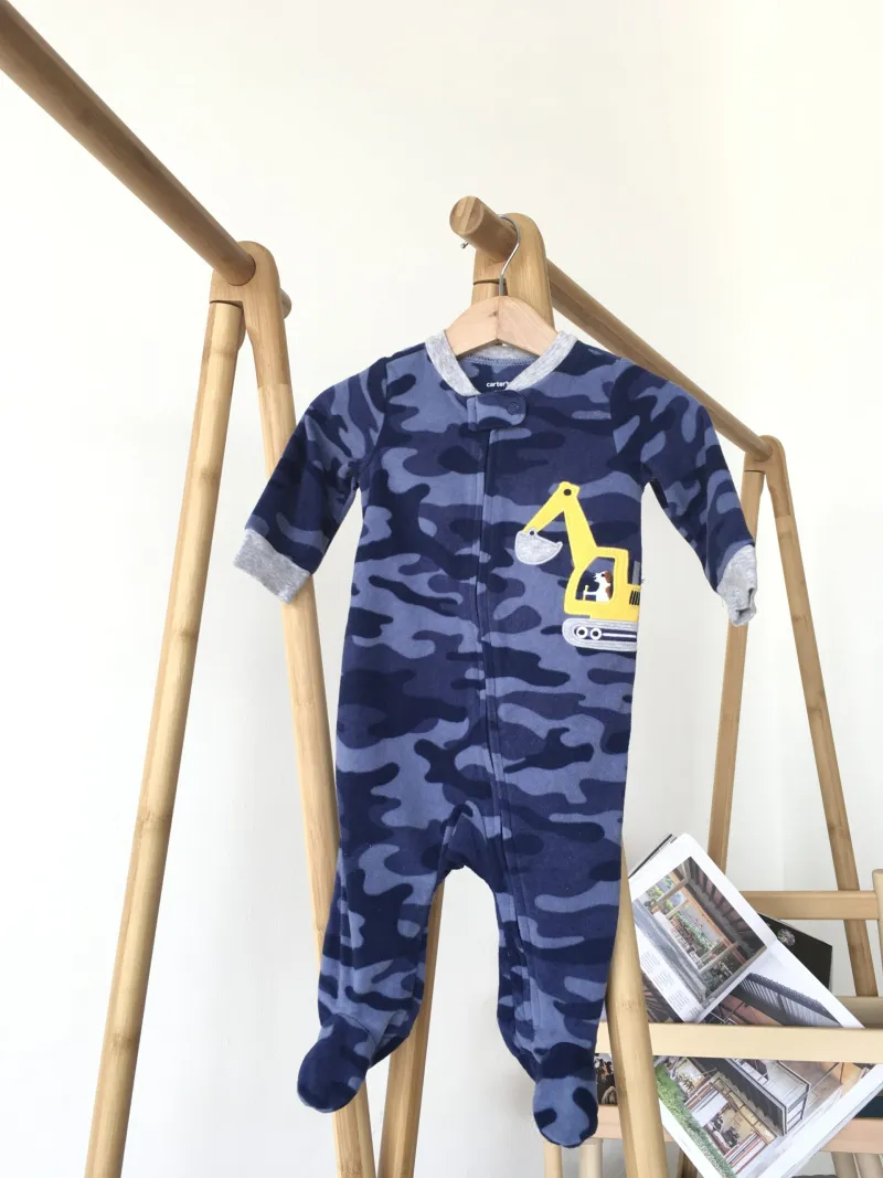 Construction Pajamas ชุดนอนคอกลมขายาวลายรถเครน