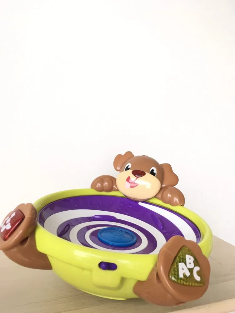 HAB SPIN GIGGLE PUP ของเล่นรถจานหมุน
